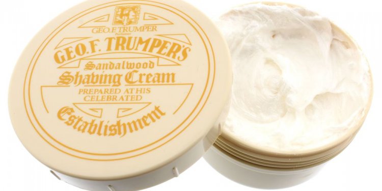 Geo F Trumper Sandalwood Shaving cream